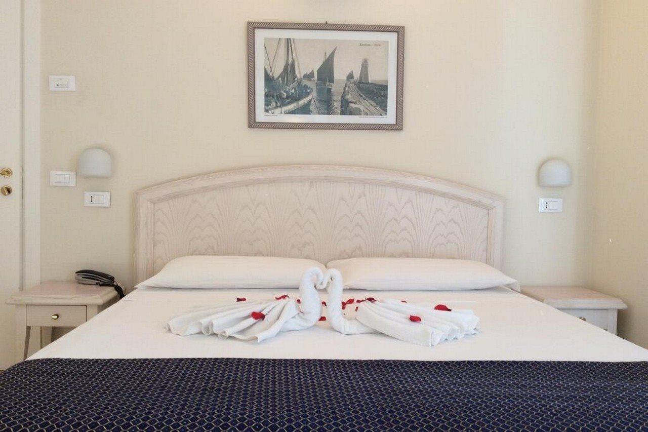 Hotel Villa Mare Riccione Esterno foto
