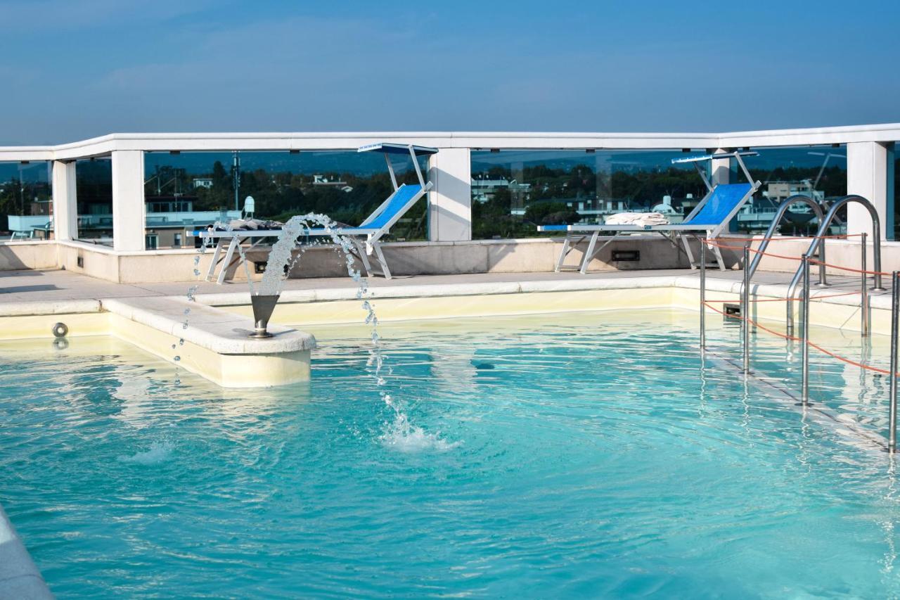 Hotel Villa Mare Riccione Esterno foto